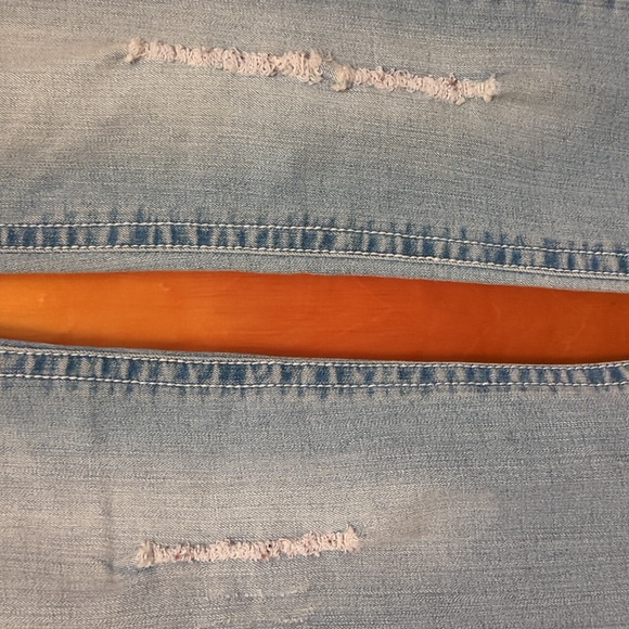 P&P Distressed Jeans - Picture 2 of 7